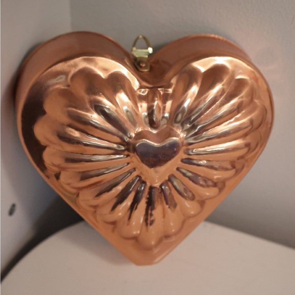 Vintage Copper Jello Mould Heart Wall Decor Kitschy Kitchen Home Decor - Picture 3 of 4